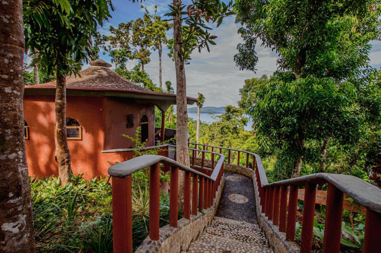 Готель Atremaru Jungle Retreat Puerto Princesa Екстер'єр фото